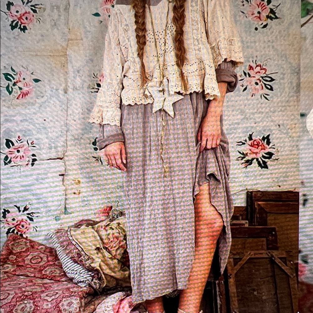 Magnolia Pearl Charcoal Long Sleeve Dress - Picture 5 of 7